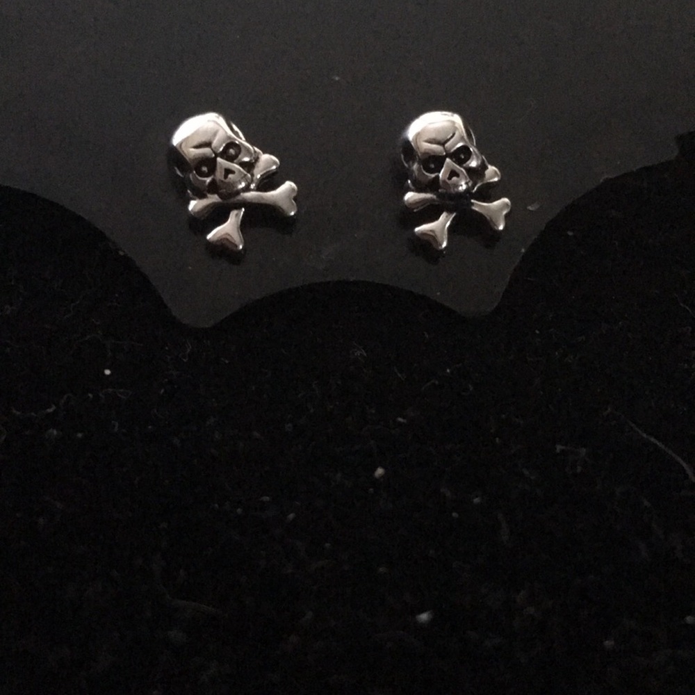 New 925 sterling silver earrings